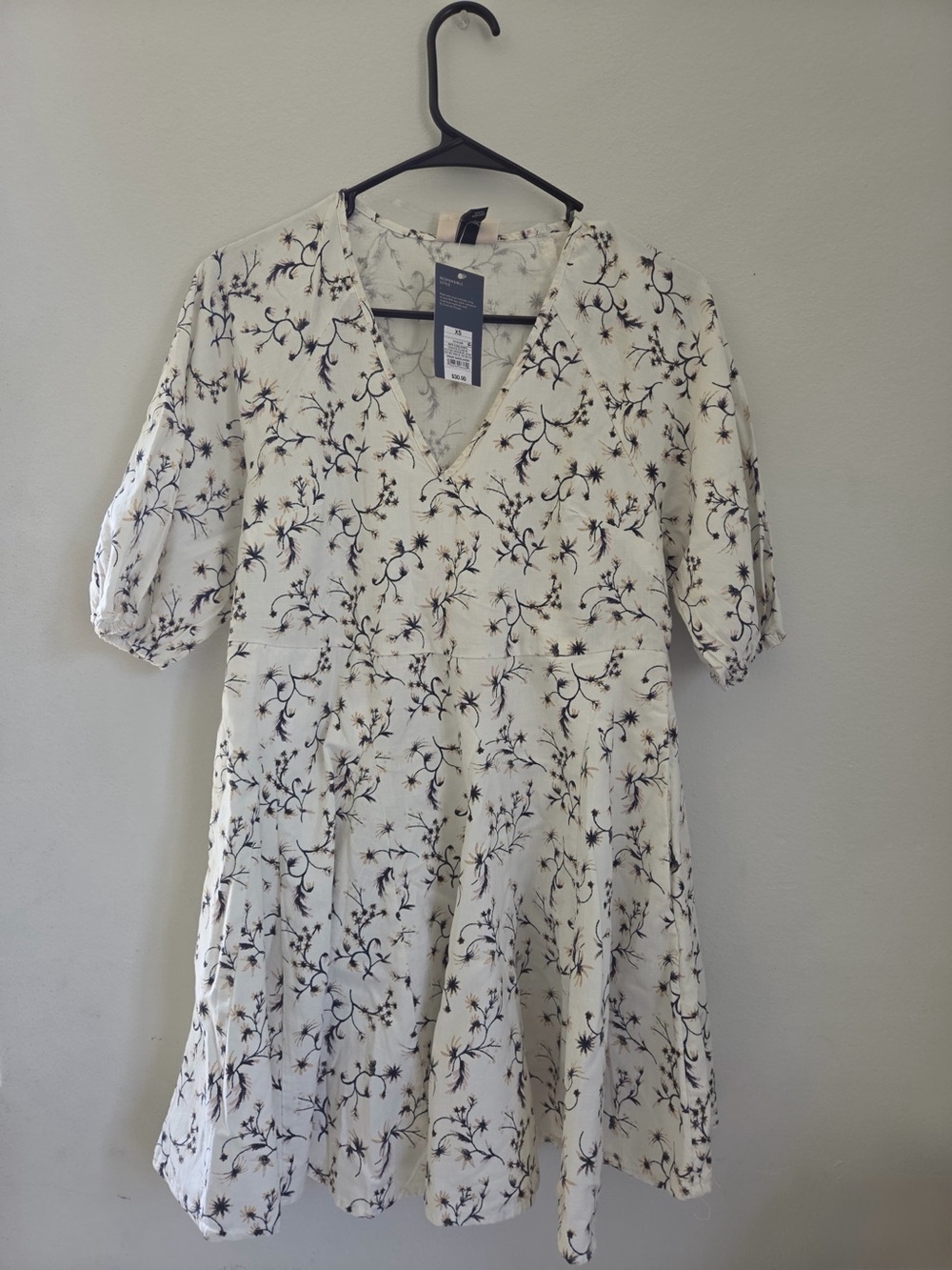 NWT Universal Thread Floral Mini Dress XS Cottagecore Puff Sleeve